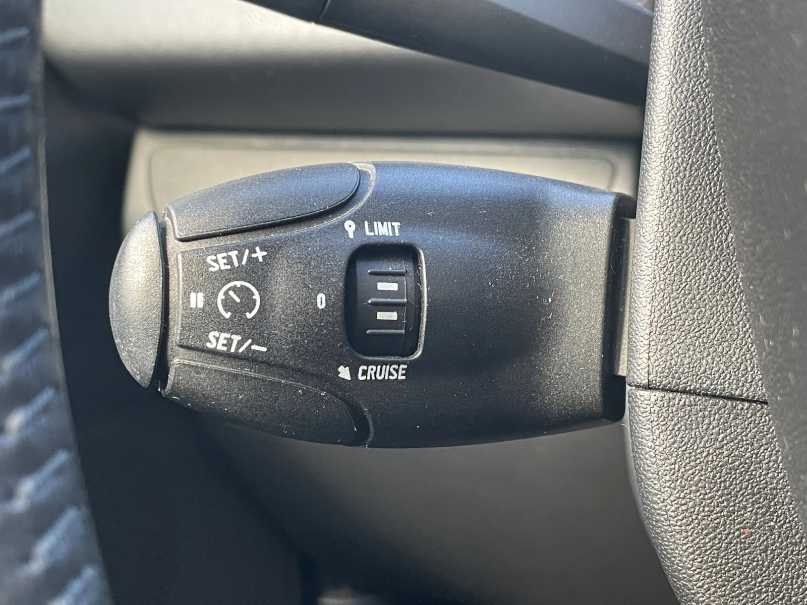 Peugeot 208 5P ACTIVE 1.2 VTi 82 BVM5 EURO6, снимка 14 - Автомобили и джипове - 55043571