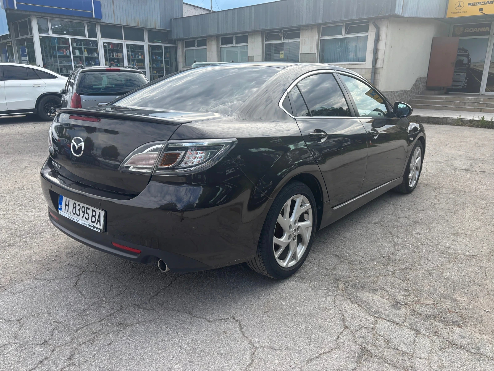 Mazda 6 2.2 D , снимка 4 - Автомобили и джипове - 55193044