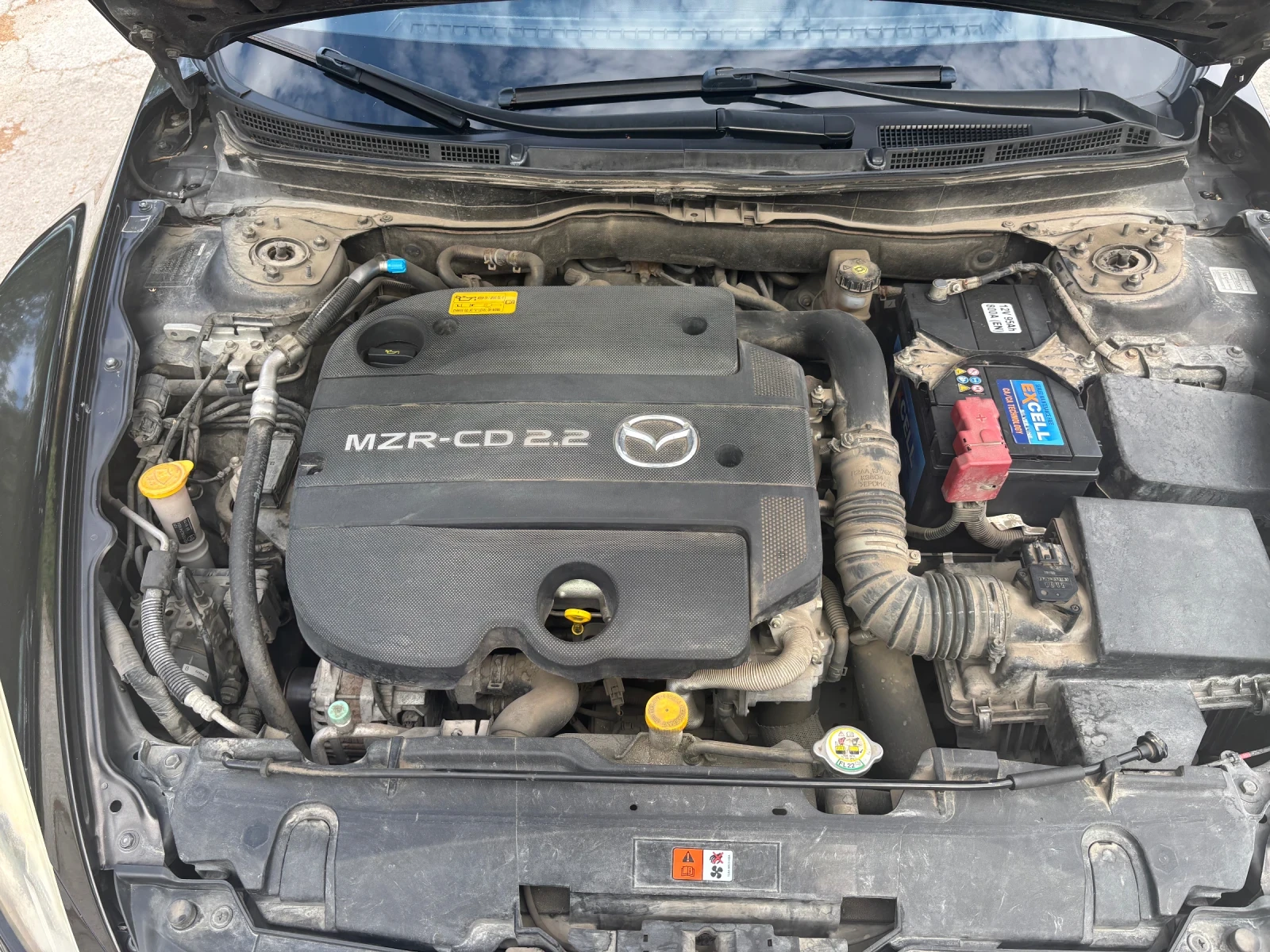 Mazda 6 2.2 D , снимка 15 - Автомобили и джипове - 55193044