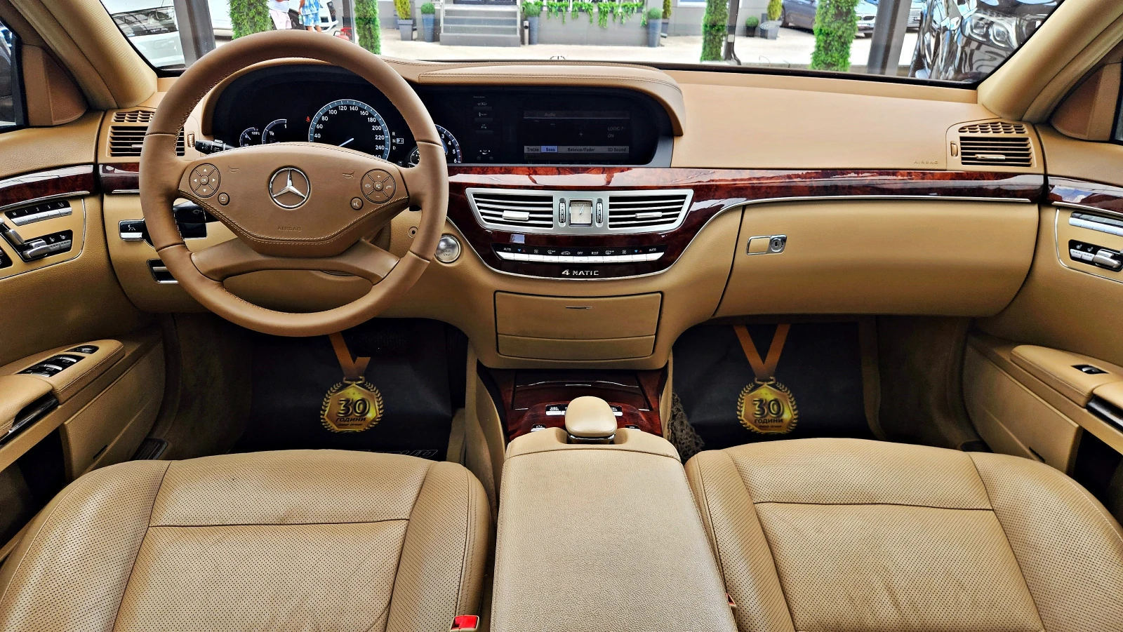 Mercedes-Benz S 350 AMG/FACE/4MAT/TVx3/DISTR/CAMERA/NIGHT/ОБДУХ/ВАКУУМ, снимка 8 - Автомобили и джипове - 55223644