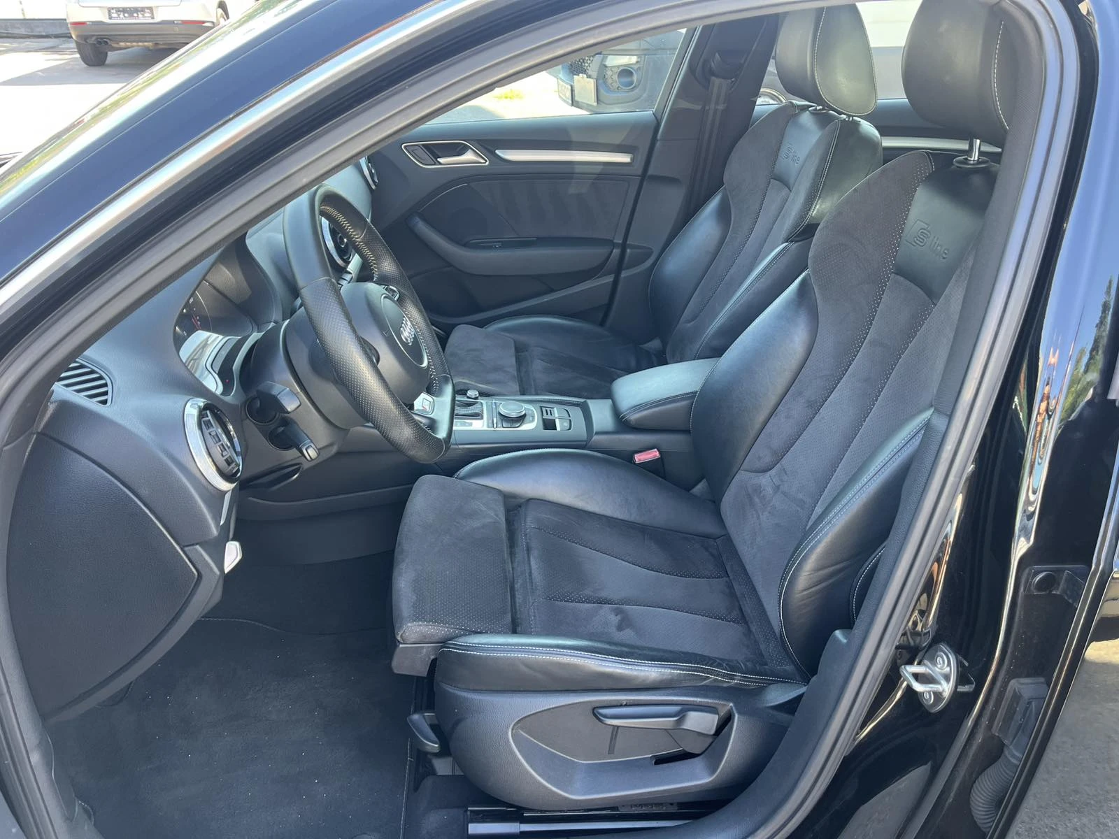 Audi A3 SPORTBACK/S-LINE/2.0 DISEL, снимка 12 - Автомобили и джипове - 55464951