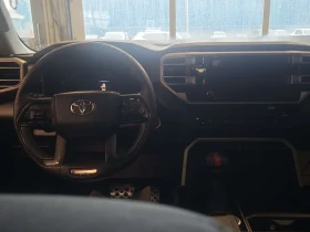 Toyota Tundra * SR CREW CAB STD BED * CARFAX * От Toyota * , снимка 5