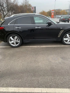  Infiniti QX70