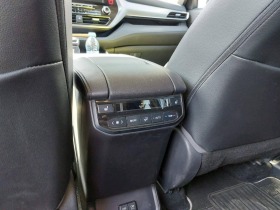 Toyota Highlander 2.5 Hybrid Luxury AWD-i, снимка 8