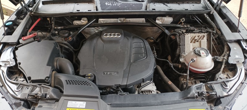 Audi Q5 2.0 TFSI PREMIUM PLUS, снимка 14 - Автомобили и джипове - 46400622