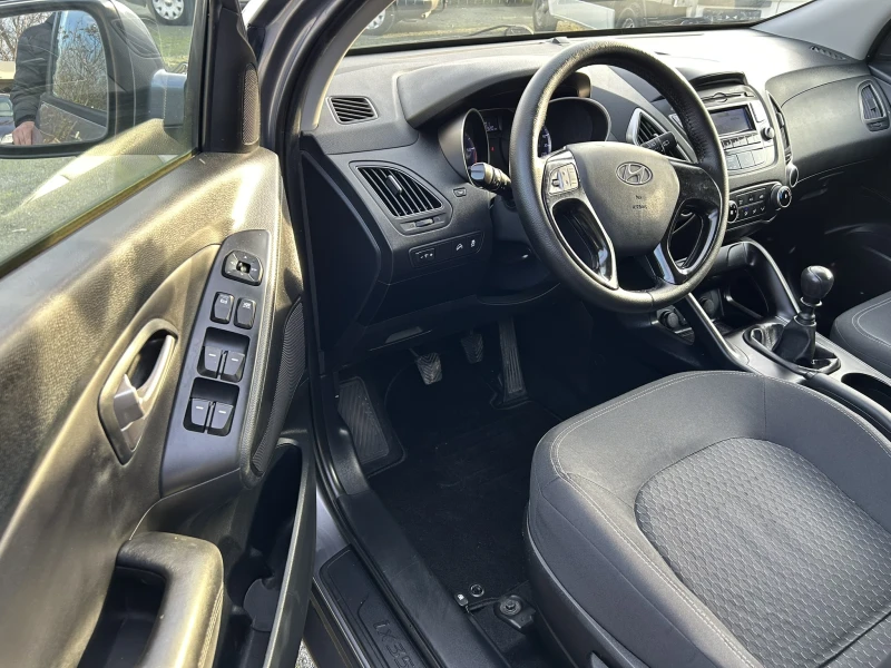 Hyundai IX35 1.7CRDI* EURO5* Diesel, снимка 10 - Автомобили и джипове - 52667678