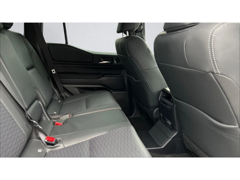 Toyota Land cruiser Месечна вноска от 2008 лв., снимка 7 - Автомобили и джипове - 52928623