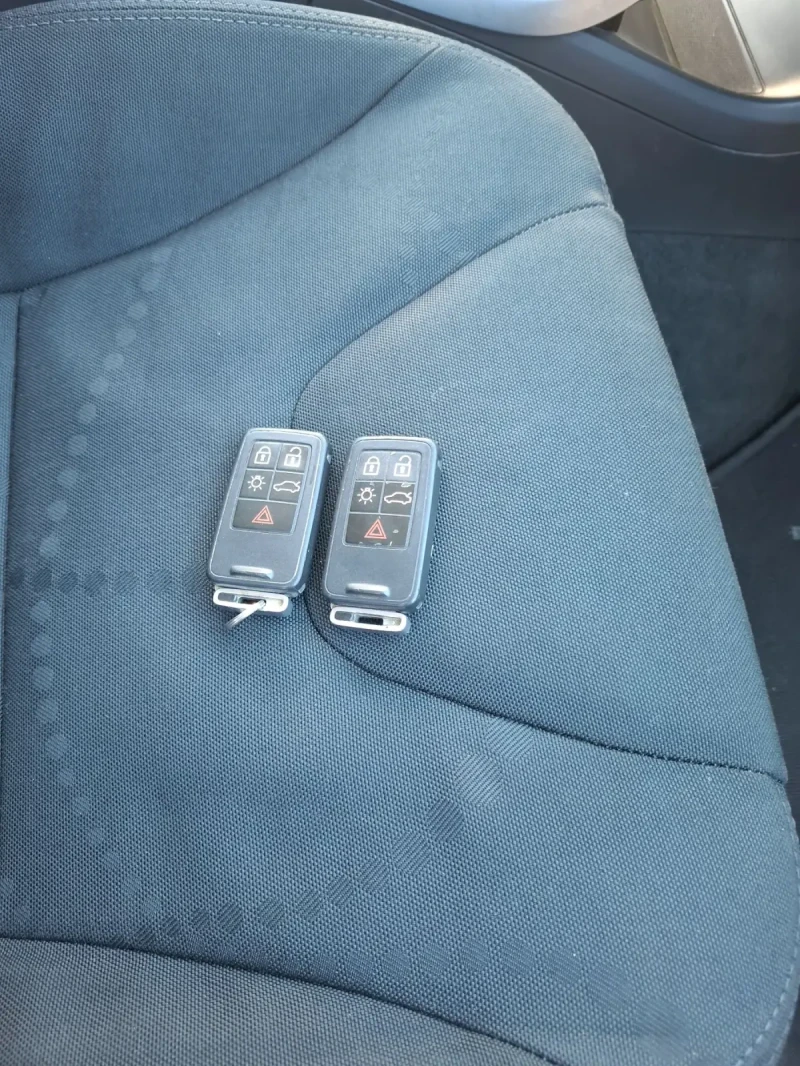 Volvo XC60 2.0D 163к.с 4Х4, снимка 11 - Автомобили и джипове - 52948719