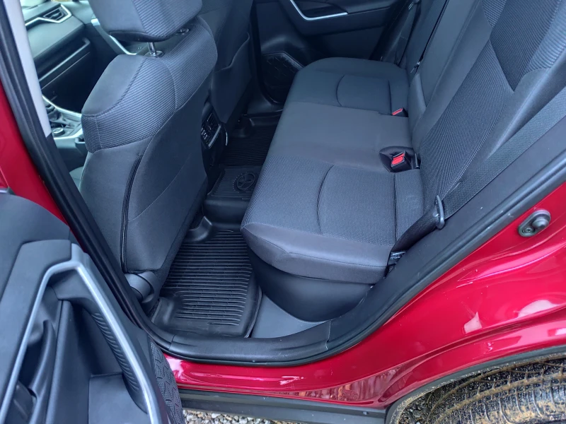 Toyota Rav4 2.5 hibrid, снимка 6 - Автомобили и джипове - 53249695