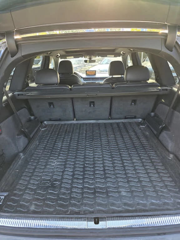 Audi Q7 3.0T TECHNIK QUATTRO * КРАЙНА ЦЕНА* , снимка 8 - Автомобили и джипове - 56163451