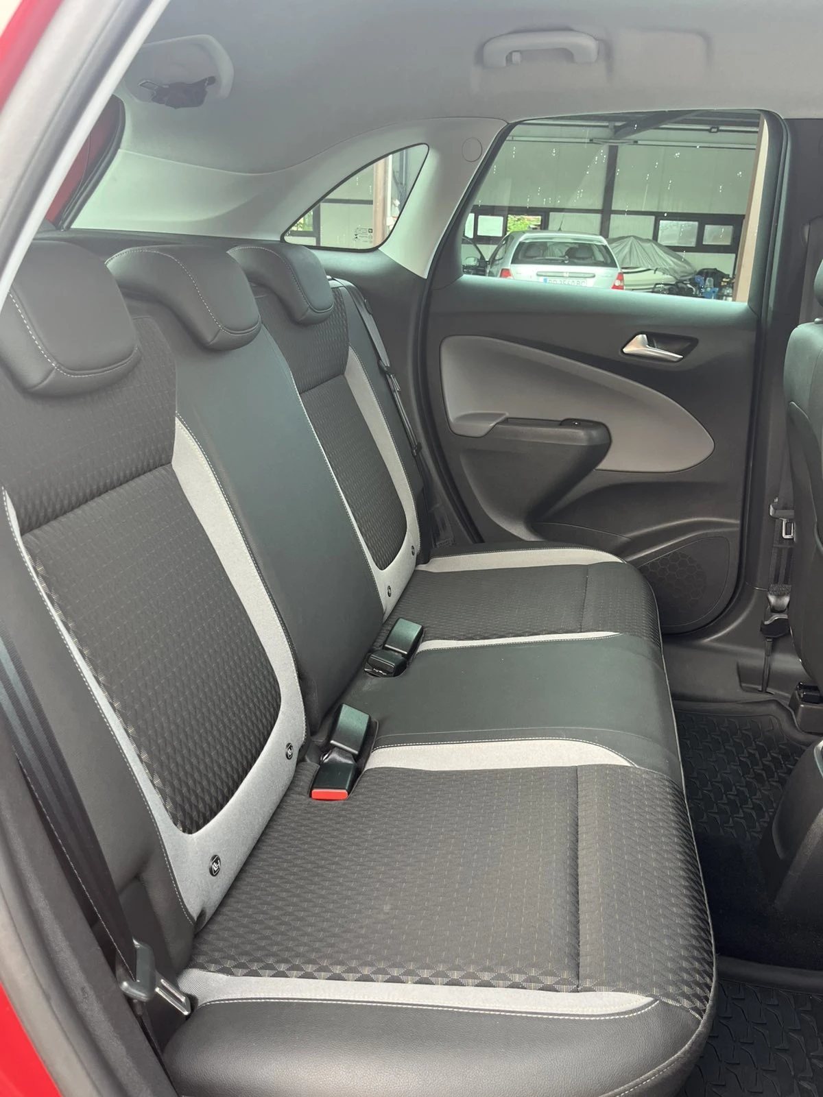 Opel Crossland X 1.2T - изображение 8