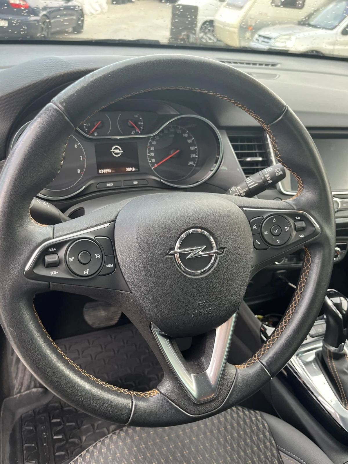 Opel Crossland X 1.2T - изображение 7
