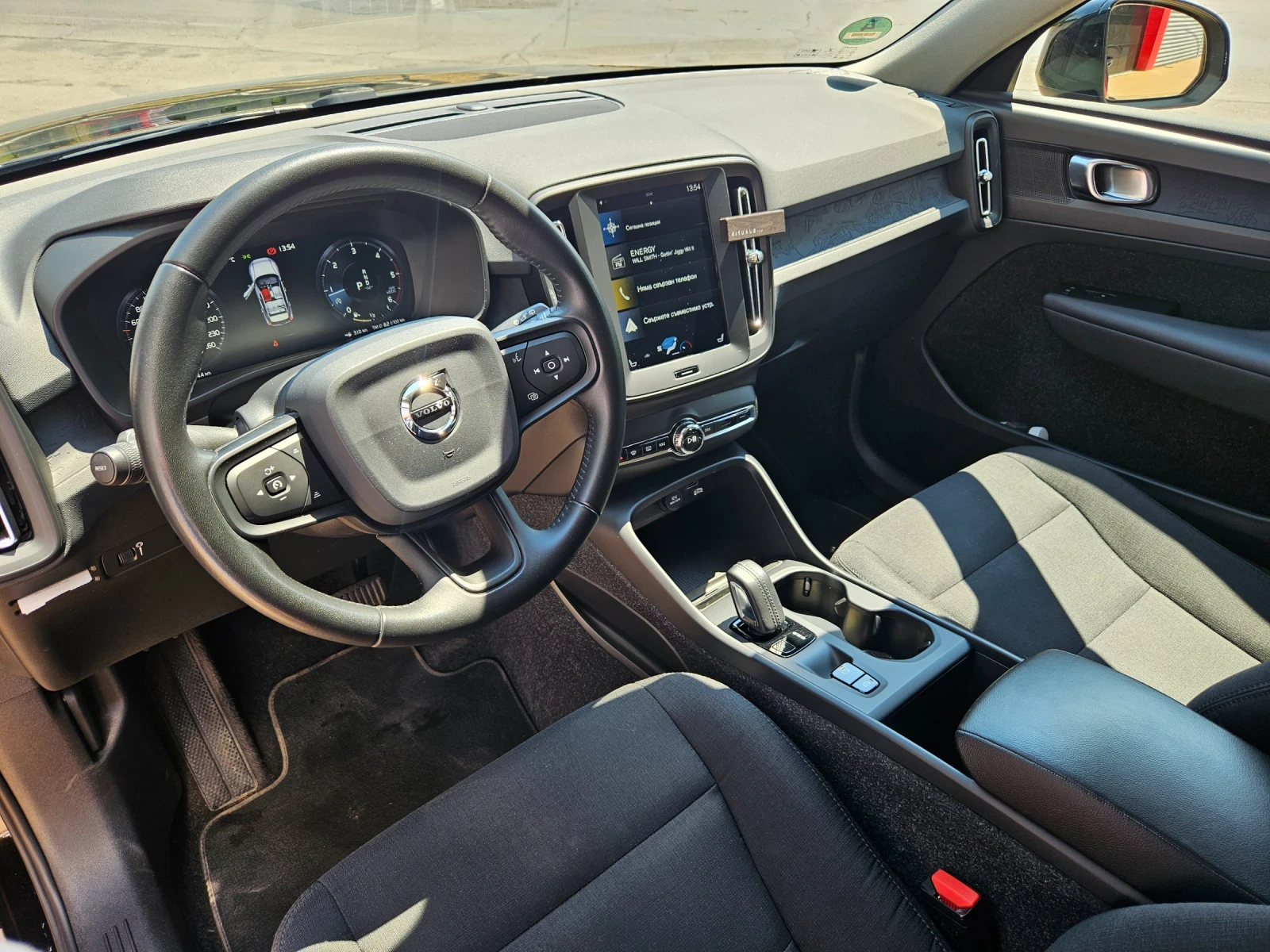Volvo XC40  - изображение 6