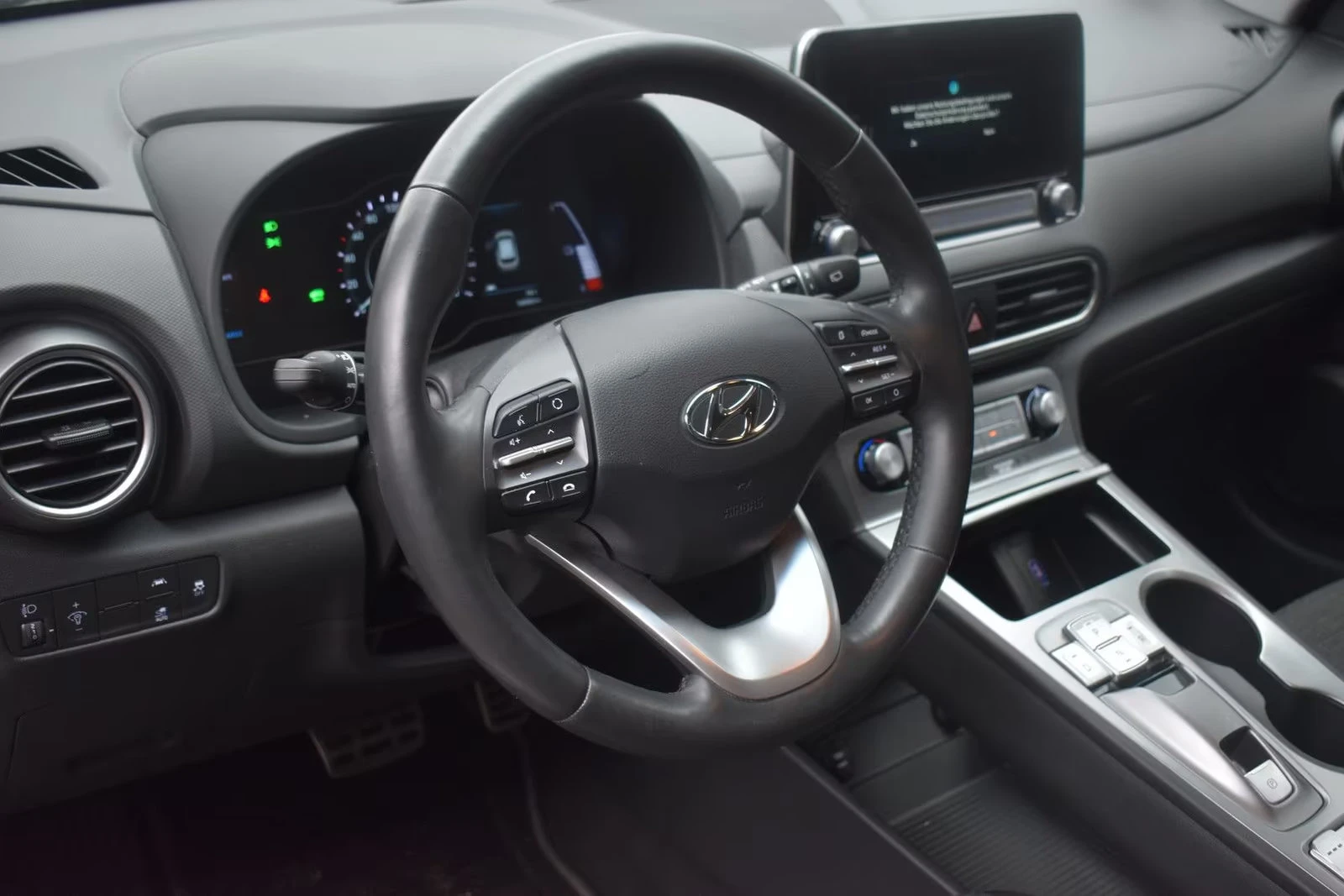 Hyundai Kona COMFORT/136HP/SOH:100%/Cruise Control/NAVI/864f - изображение 9