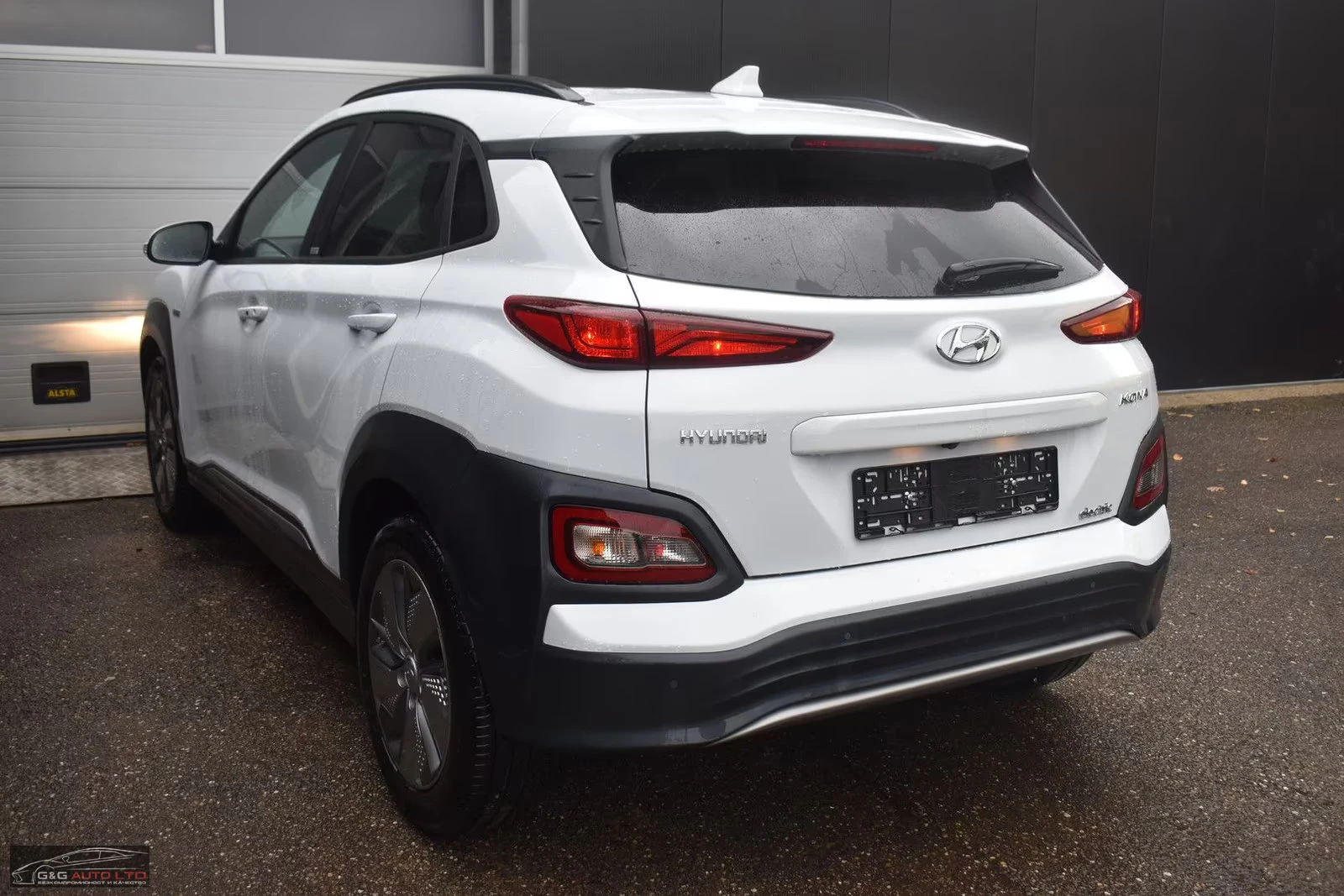 Hyundai Kona COMFORT/136HP/SOH:100%/Cruise Control/NAVI/864f - изображение 3