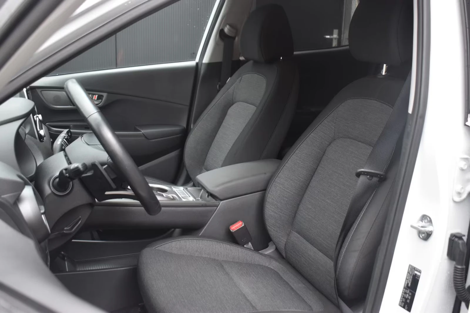 Hyundai Kona COMFORT/136HP/SOH:100%/Cruise Control/NAVI/864f - изображение 8