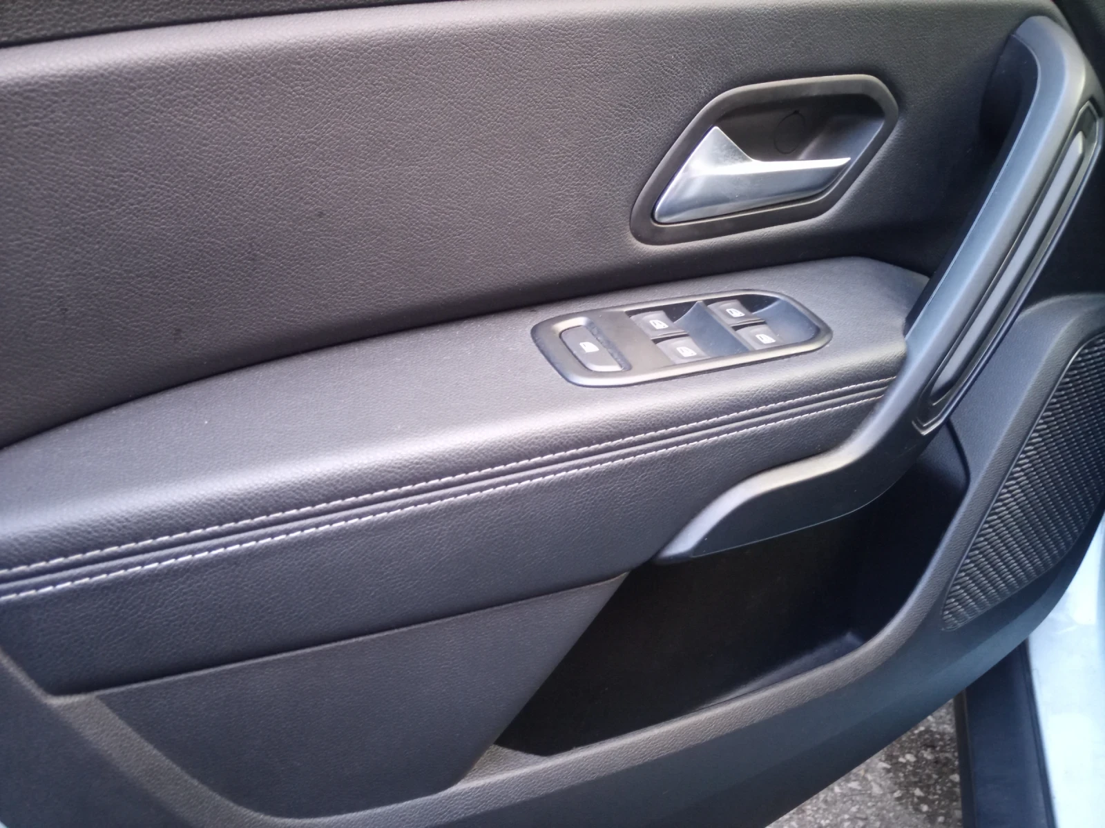 Dacia Duster 1, 3 TCE 150 4x4  | Mobile.bg   7