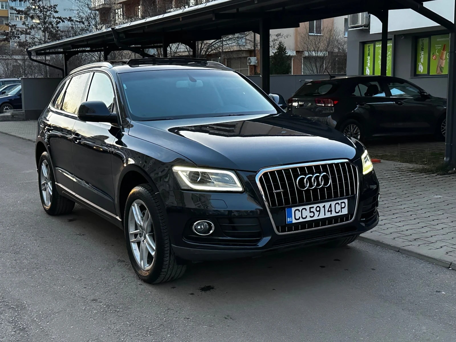 Audi Q5, снимка 4 - Автомобили и джипове - 54997957