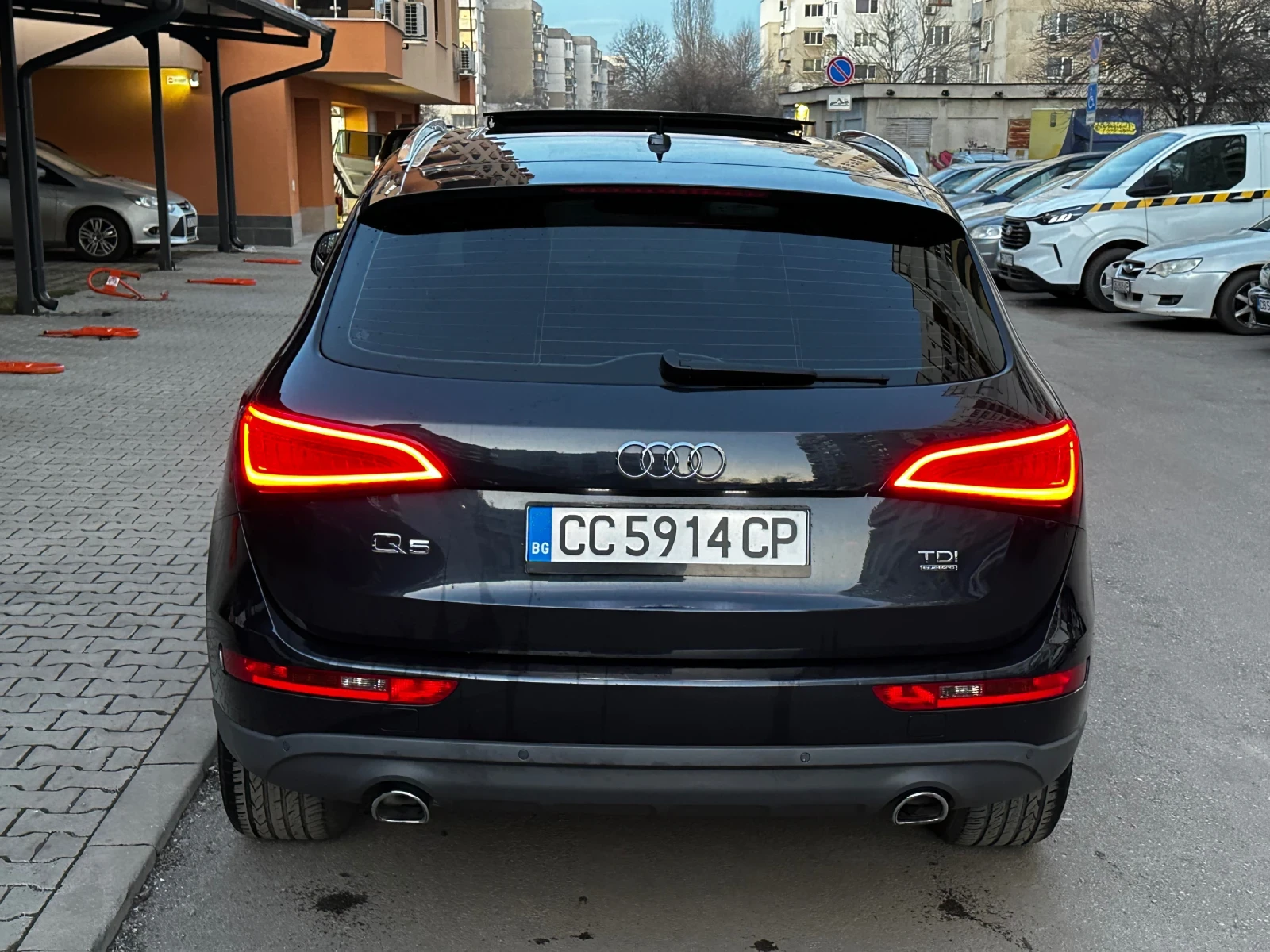 Audi Q5, снимка 9 - Автомобили и джипове - 54997957