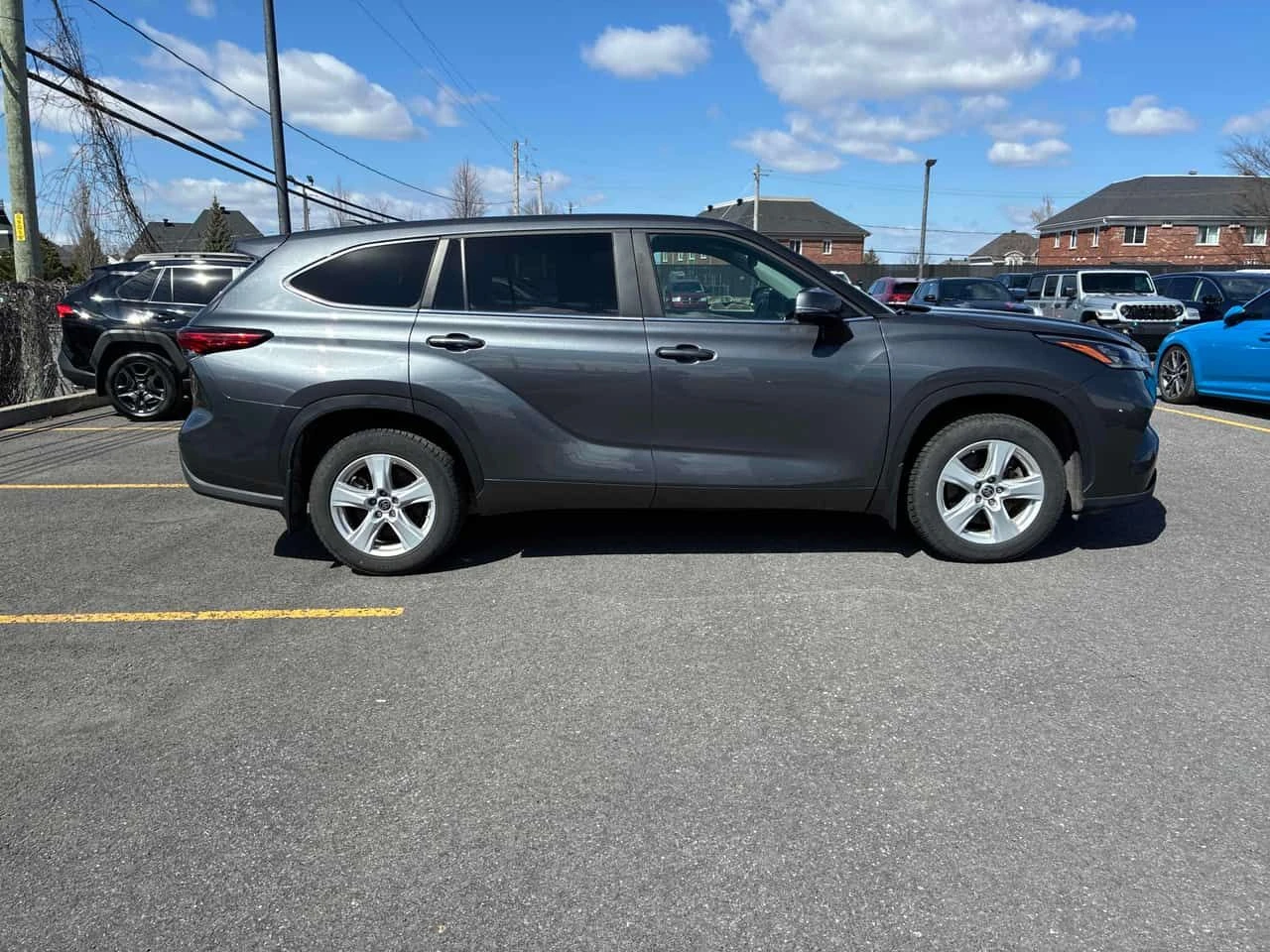 Toyota Highlander * AWD * ПОДГРЕВ* KEYLESS* , снимка 3 - Автомобили и джипове - 54321061