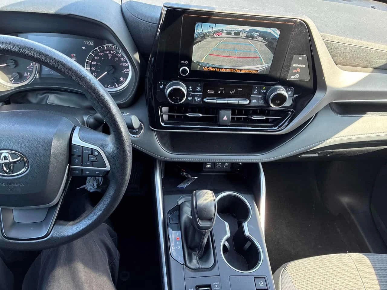 Toyota Highlander * AWD * ПОДГРЕВ* KEYLESS* , снимка 9 - Автомобили и джипове - 54321061