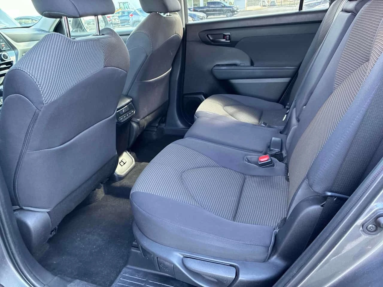 Toyota Highlander * AWD * ПОДГРЕВ* KEYLESS* , снимка 12 - Автомобили и джипове - 54321061