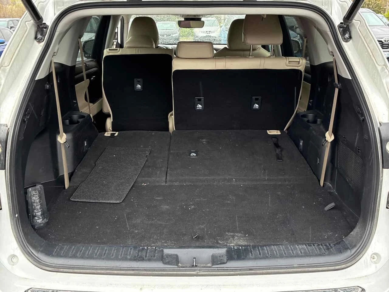 Toyota Highlander * Hybrid XLE * 7 МЕСТЕН * ПОДГРЕВ * ПАМЕТ * NAVI, снимка 12 - Автомобили и джипове - 54485514