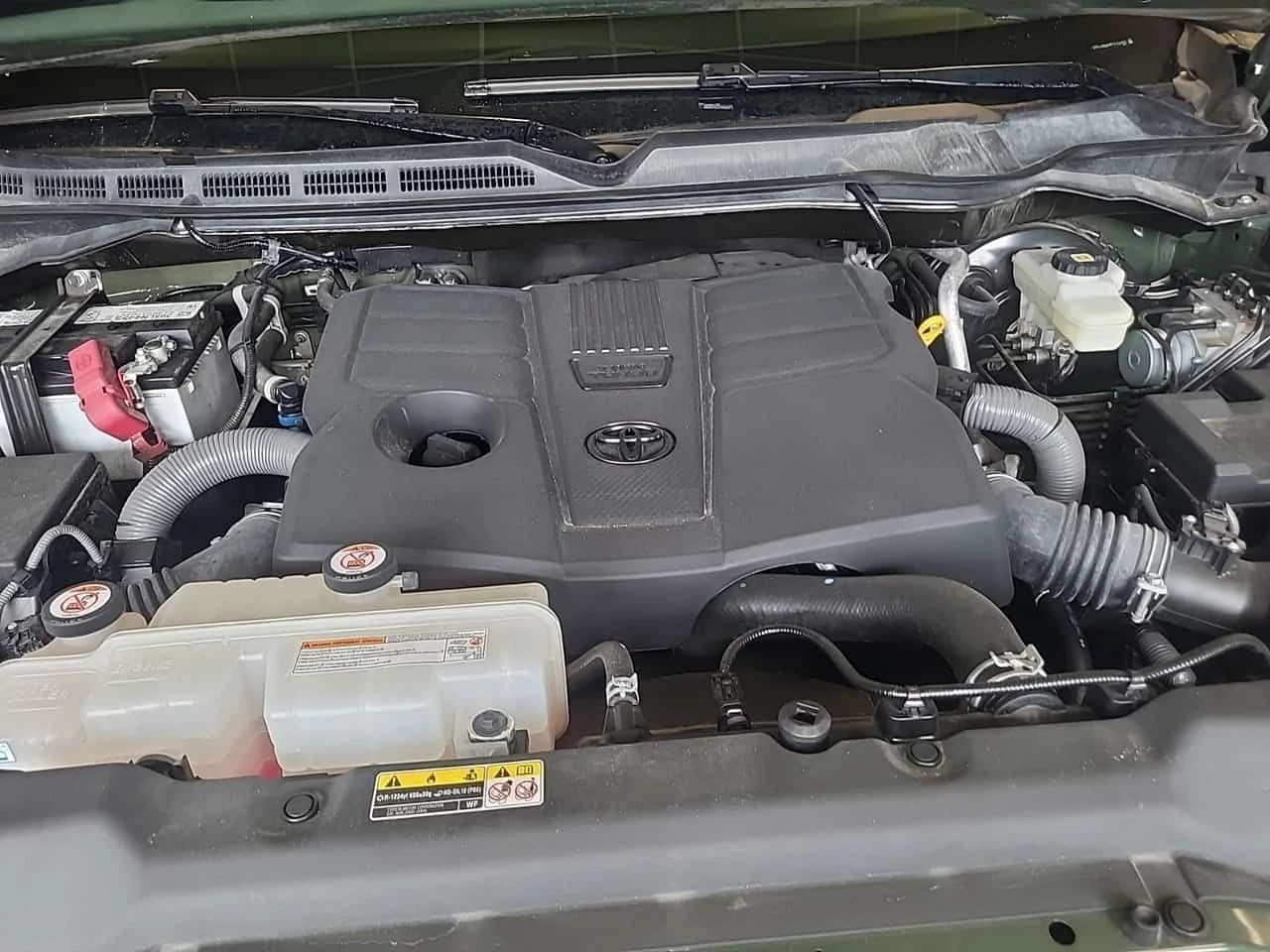 Toyota Tundra * SR CREW CAB STD BED * CARFAX * От Toyota * , снимка 13 - Автомобили и джипове - 54626361