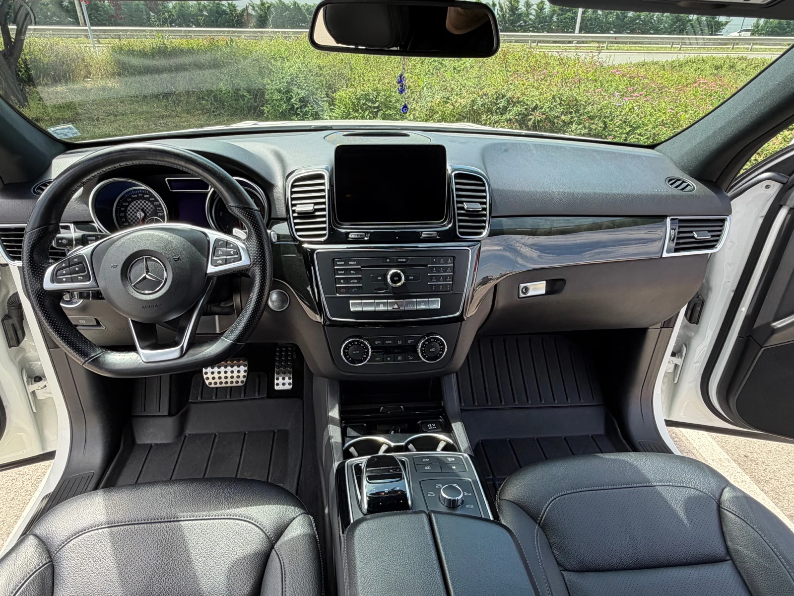 Mercedes-Benz GLE 350 4Matic, снимка 9 - Автомобили и джипове - 54805544