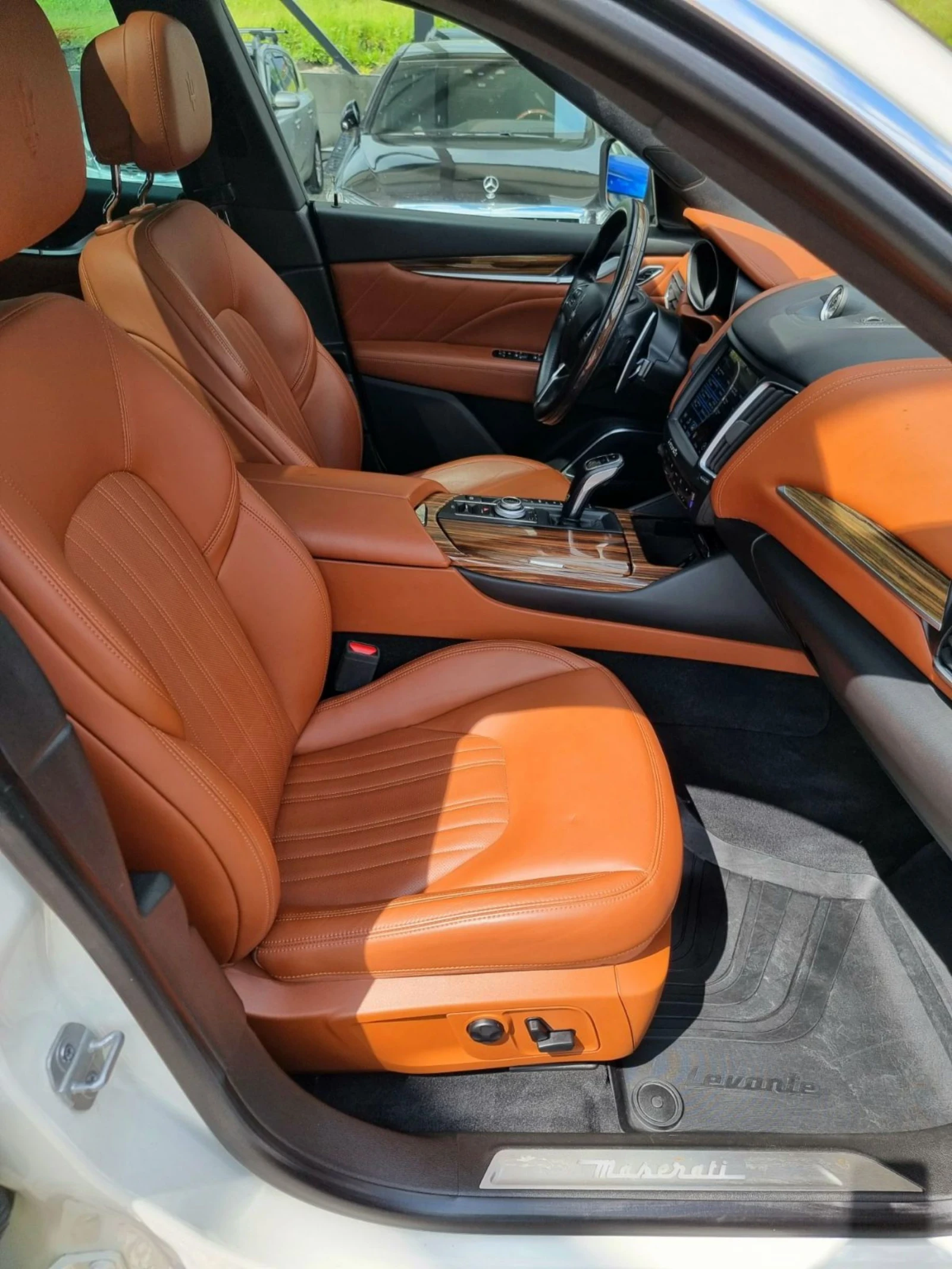 Maserati Levante SQ4 Gran Lusso 39000km, снимка 10 - Автомобили и джипове - 54766264