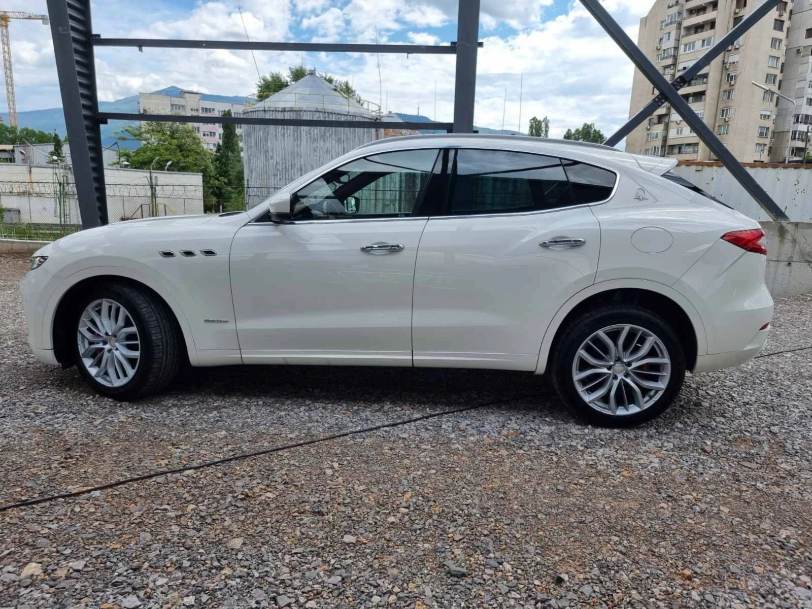 Maserati Levante SQ4 Gran Lusso 39000km, снимка 5 - Автомобили и джипове - 54766264