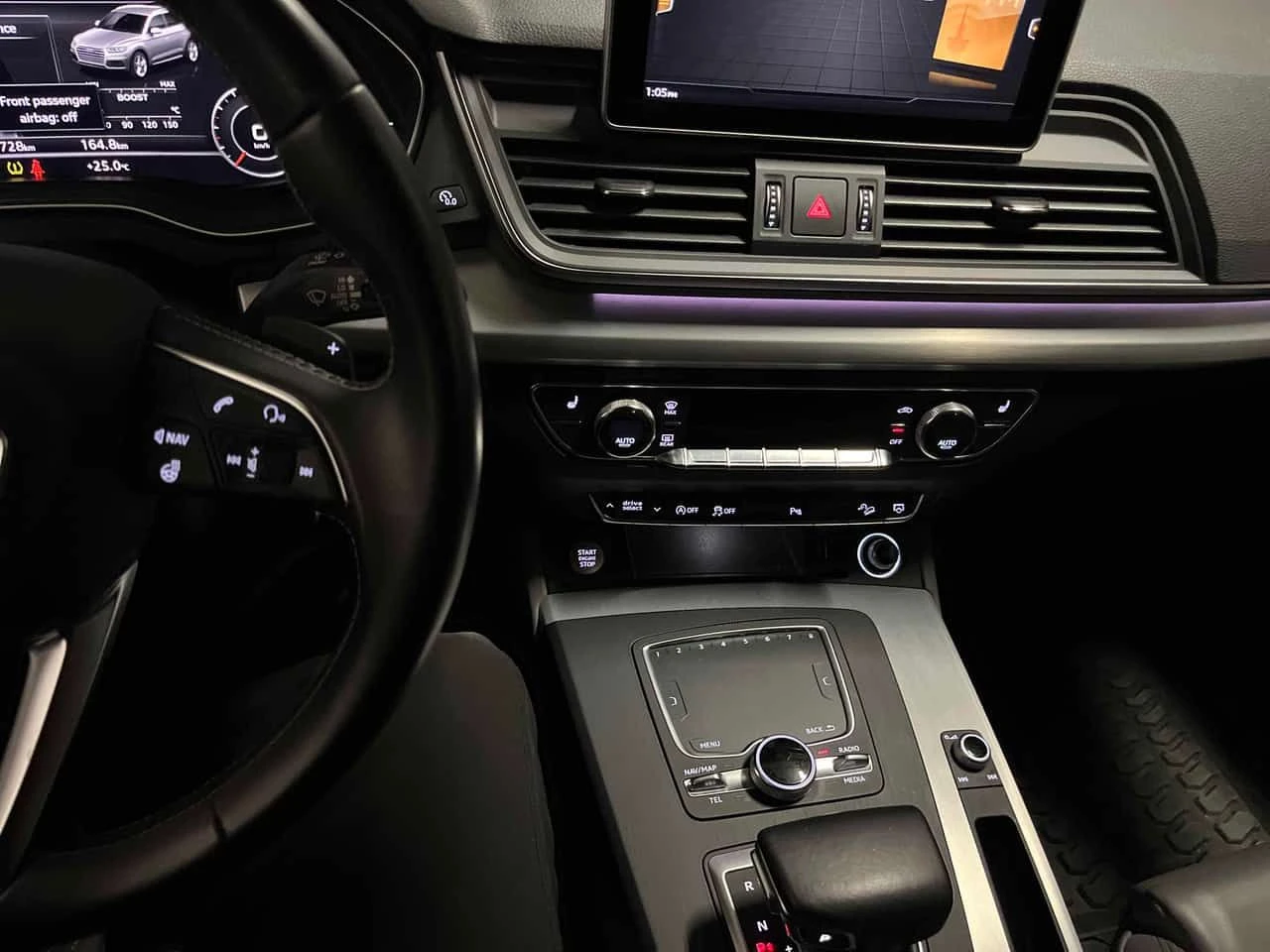 Audi SQ5 TECHNIK * ДИСТРОНИК* 360 КАМЕРА* ПАНОРАМА* , снимка 9 - Автомобили и джипове - 55472384