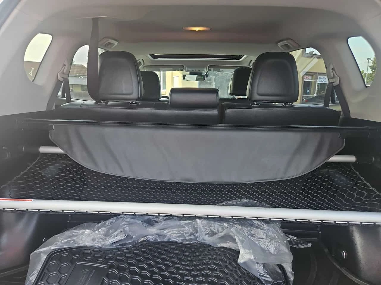 Toyota Rav4 * Hybrid Limited * АВТОКРЕДИТ БЕЗ ПЪРВОНАЧАЛНА* , снимка 15 - Автомобили и джипове - 55765622