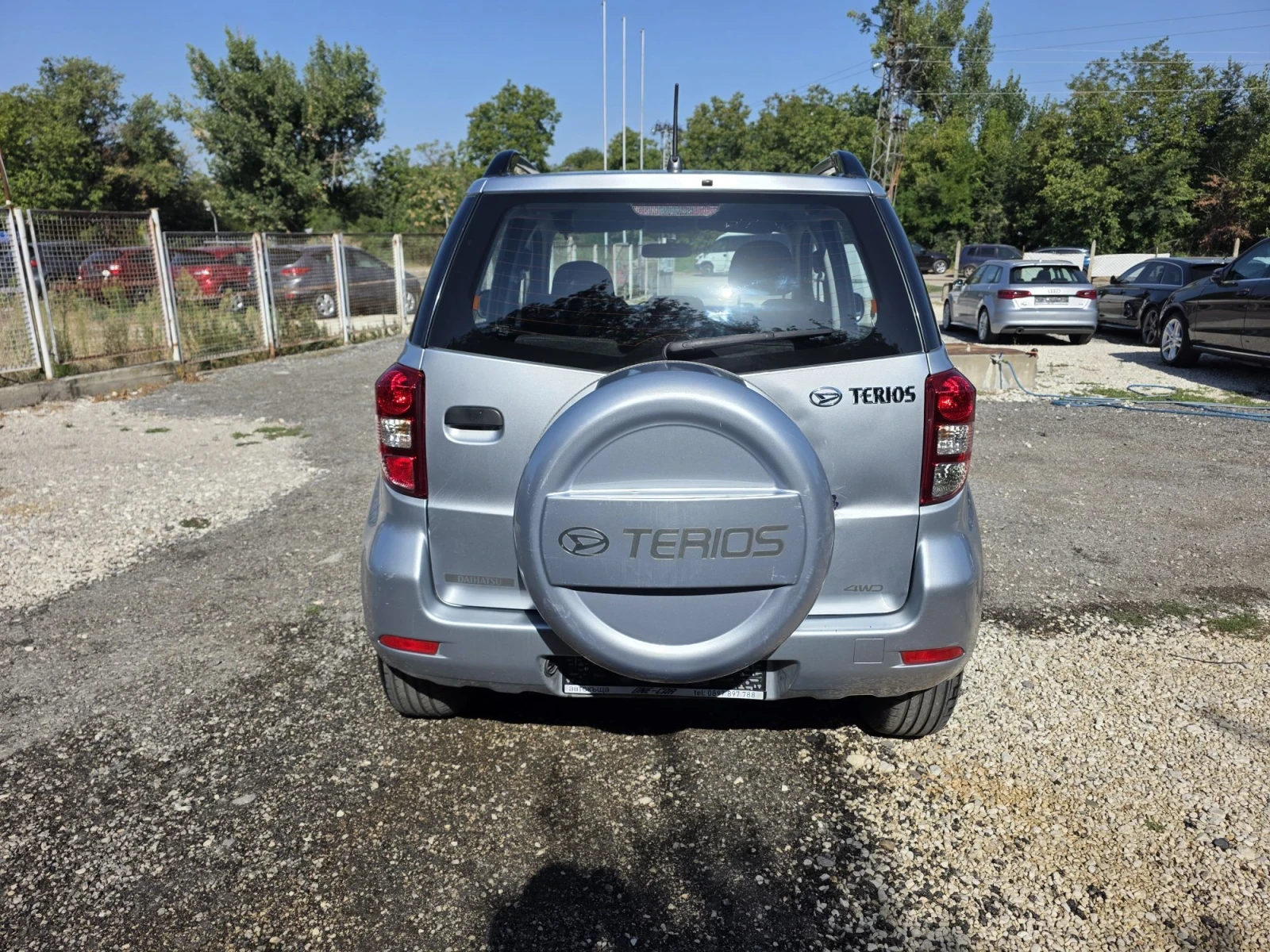 Daihatsu Terios 1.5-105кс Газ, снимка 4 - Автомобили и джипове - 55862220