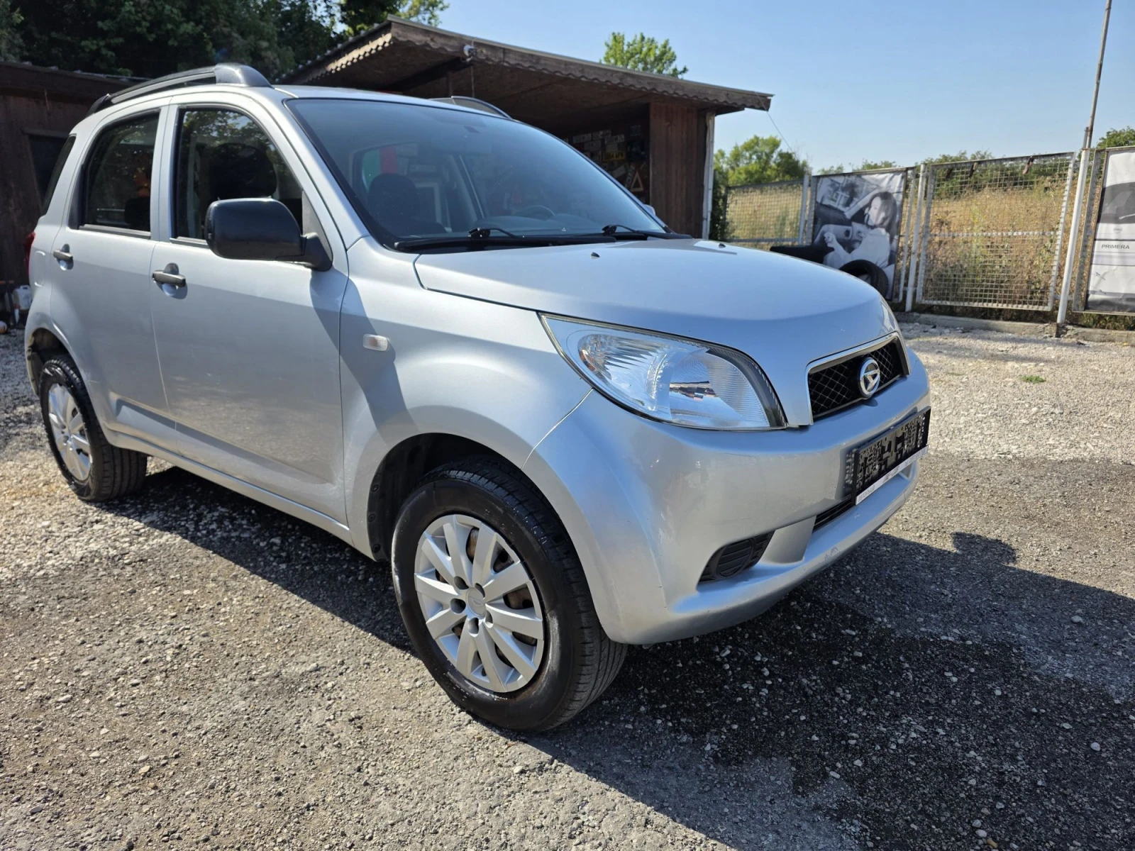 Daihatsu Terios 1.5-105кс Газ, снимка 7 - Автомобили и джипове - 55862220
