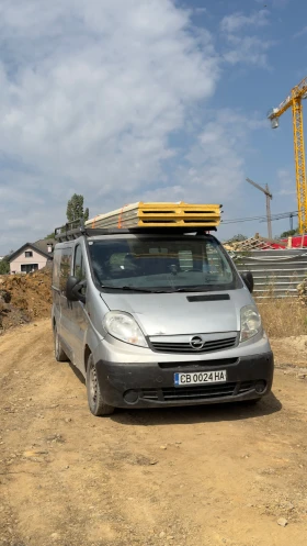 Opel Vivaro 2.5 CDTI, снимка 2