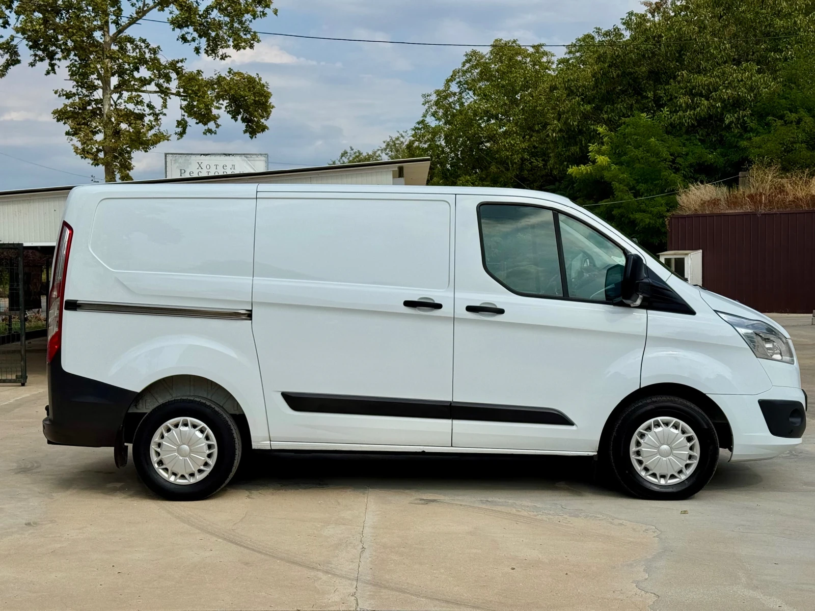 Ford Transit Custom * 2.2TDCI* 125ks* KLIMA* L1* TOP* , снимка 4 - Бусове и автобуси - 55796028