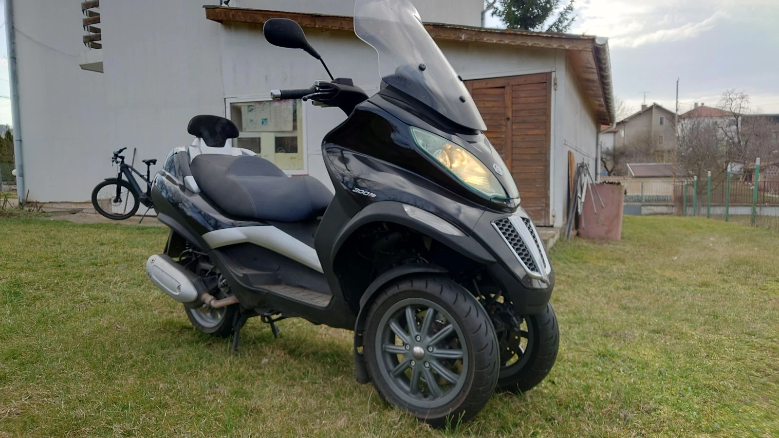 Piaggio Mp3  - изображение 3