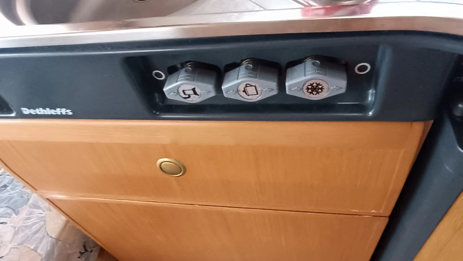 �������� Dethleffs  Beduin 440 | Mobile.bg � ����������� 11