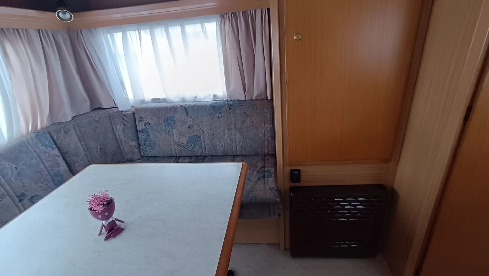 Каравана Dethleffs  Beduin 440 - изображение 5