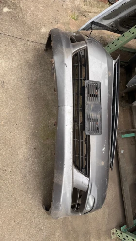 Предна Броня за Toyota Previa 2003, снимка 1