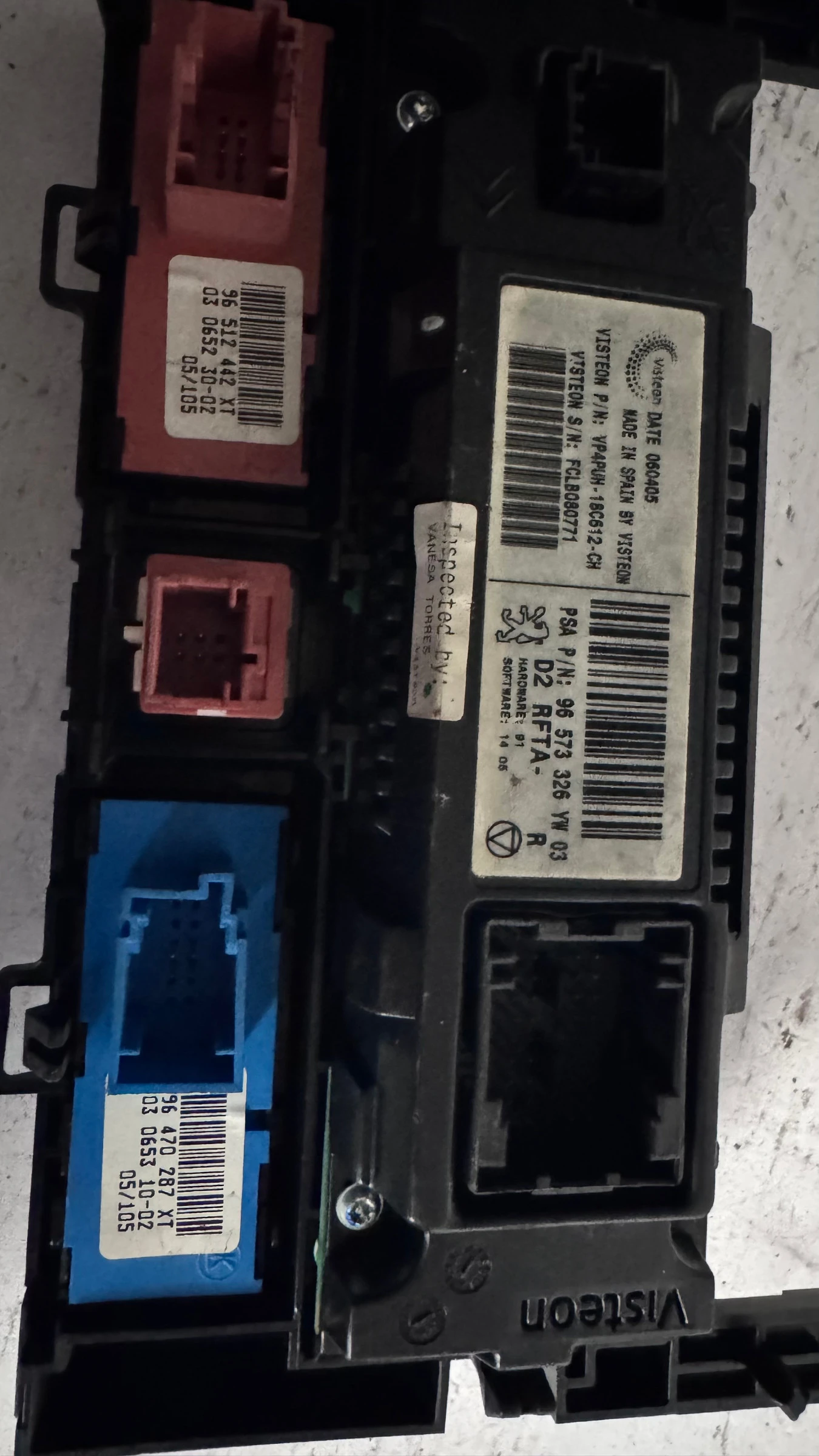   /  /   Peugeot - 407 - VP4PUH-18C612-CH /  FCLB080771 | Mobile.bg   2