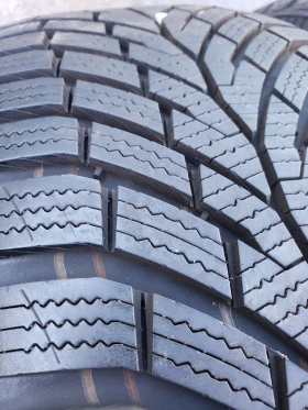 Гуми Зимни 215/40R17, снимка 5
