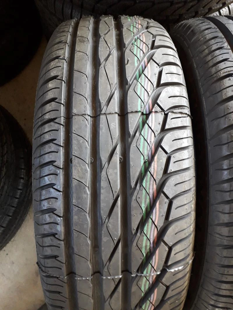 Гуми Летни 215/60R17, снимка 3 - Гуми и джанти - 45863953