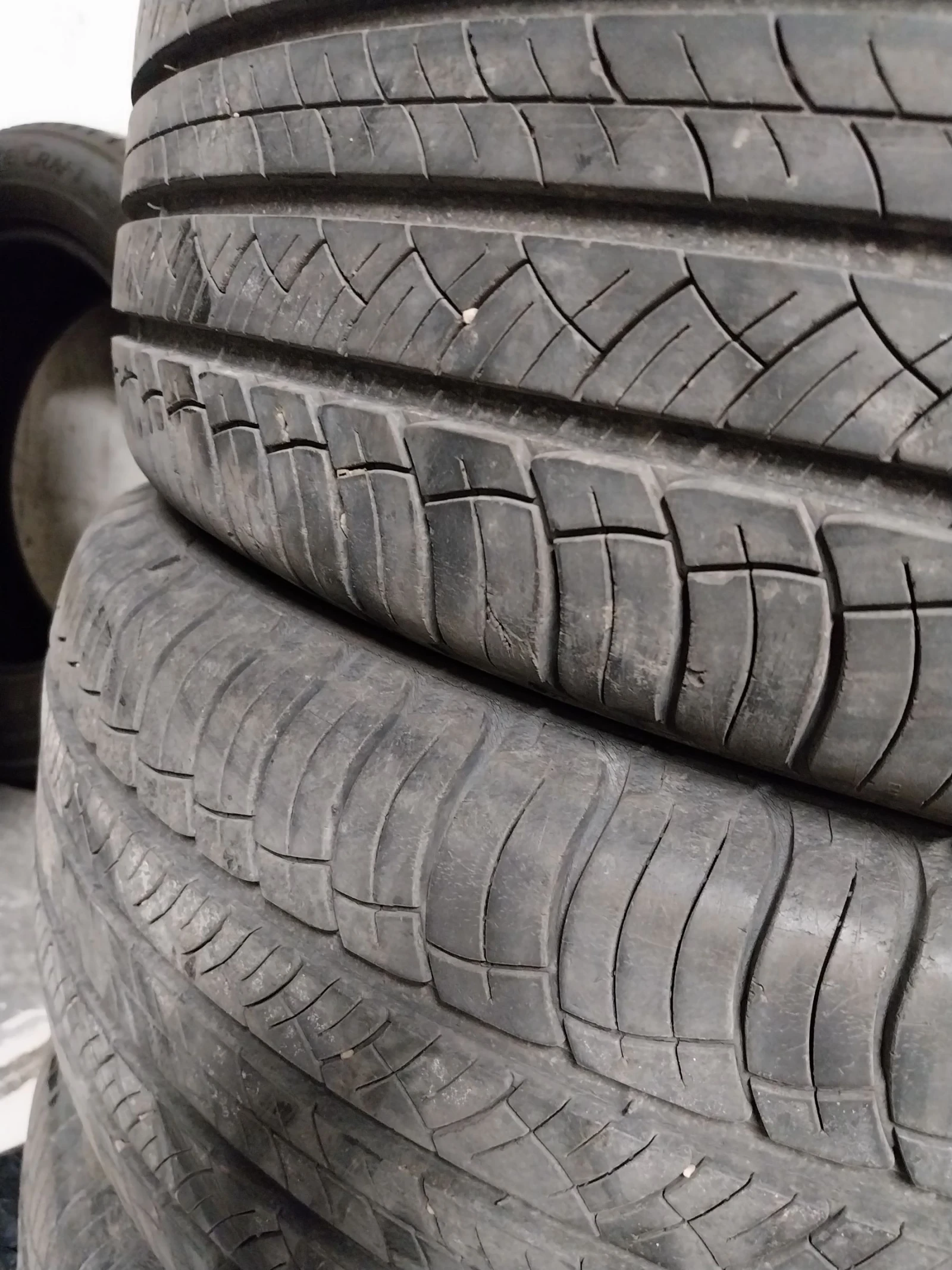  235/60R17 | Mobile.bg   4