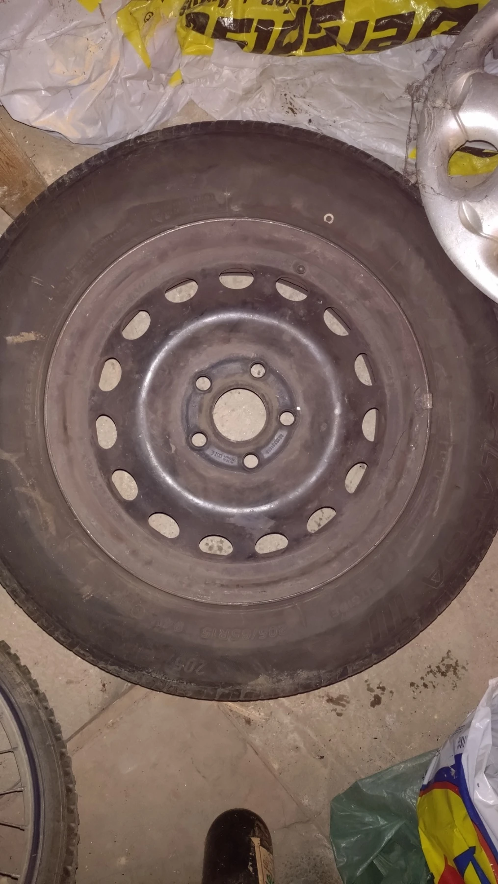 ���� � ������ 205/65R15 �� Renault Espace | Mobile.bg � ����������� 1