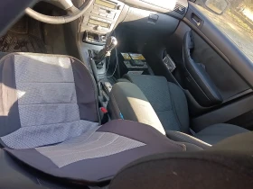 Toyota Avensis, снимка 8