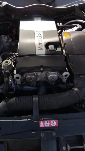 Mercedes-Benz C 200 спорт купе, снимка 16