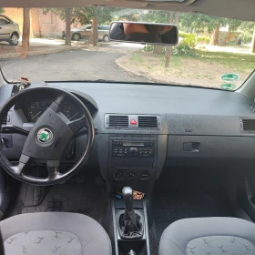 Skoda Fabia Хечбек, снимка 6