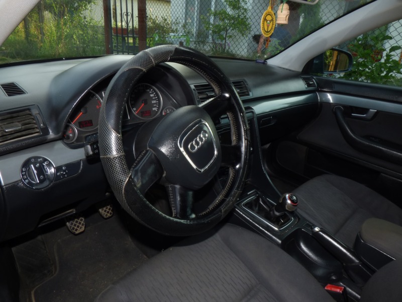 Audi A4, снимка 10 - Автомобили и джипове - 46361468